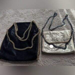 Women’s Metallic Gold Chain Crossbody Bag